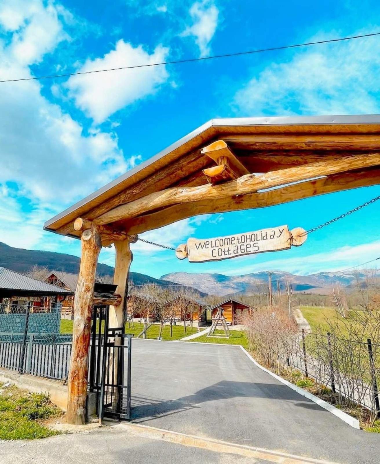 Holiday Bungalows & Food Plav Exterior photo